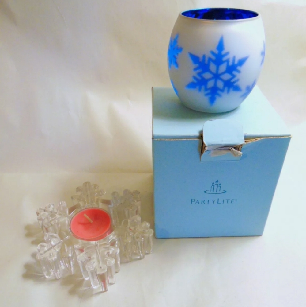 PartyLite Snowflake Tealight Holders 2pc Cottagecore Scandinavian Cobalt Blue - Picture 2 of 7